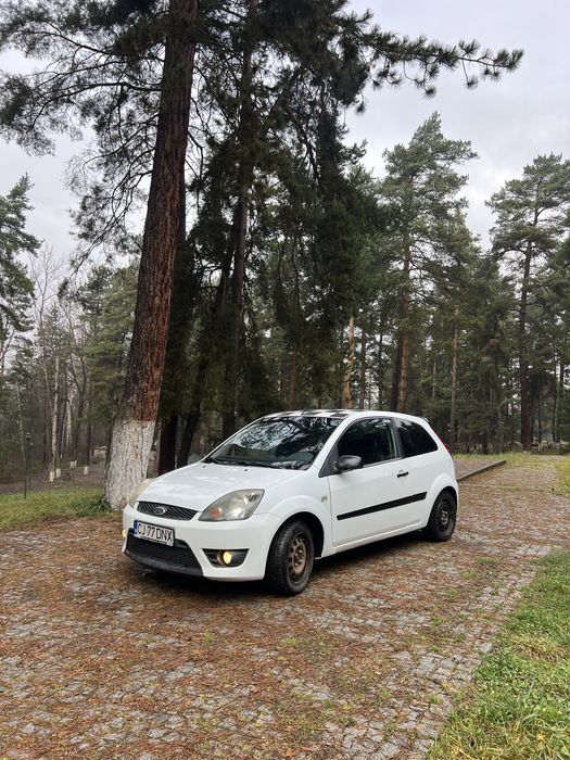 Ford Fiesta Coupé (2 uși) – Pachet ST | 1.6 TDCi | 2007