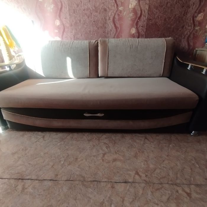 Продам диван большой