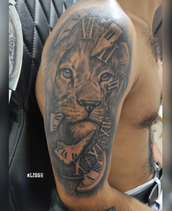 Художественная татуировка/тату