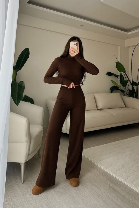 Дамски комплекти фино плетиво