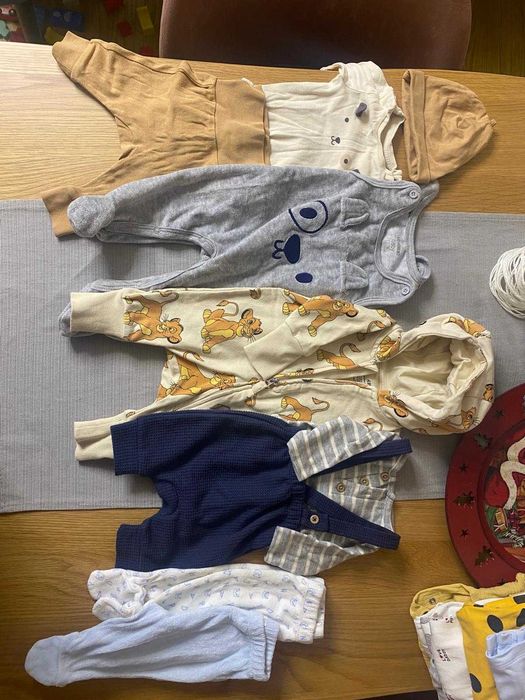 Set H&M nou nascut marimea 44-50