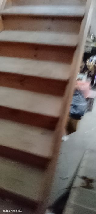 Продам лестницу деревянная