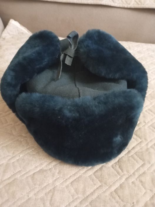 Продаю зимнюю шапку