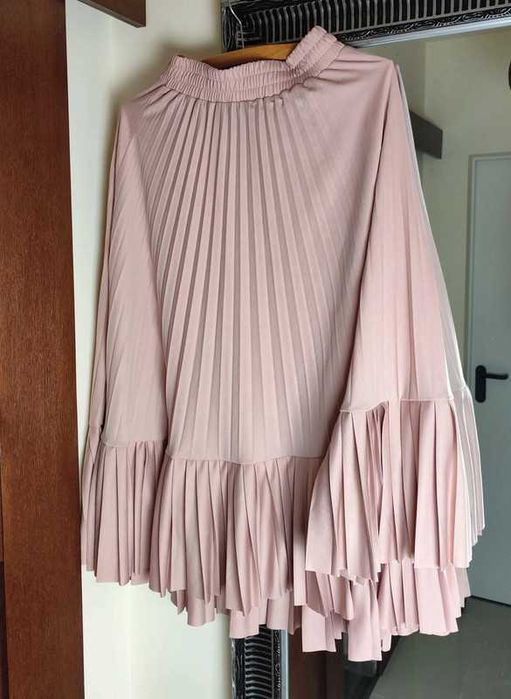 Fustă Reserved roz pudrat in clos elastica evazata