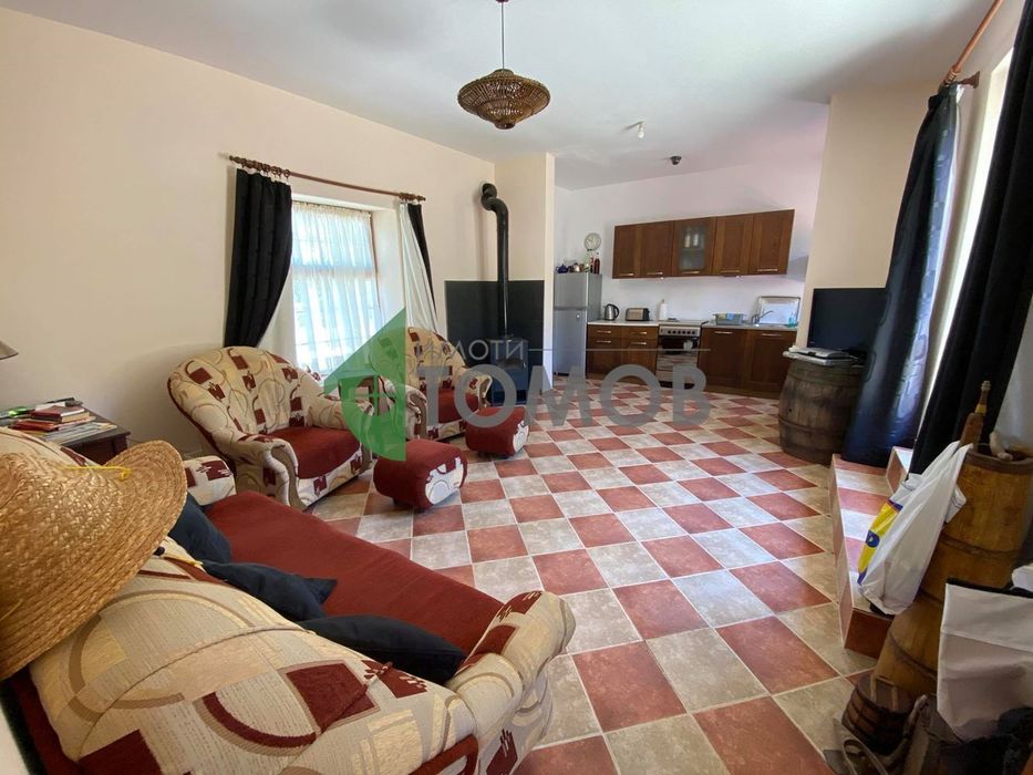 Продава се Къща в с. Риш, Област Шумен - 150 кв.м за 420 €/кв.м - Снимка #10