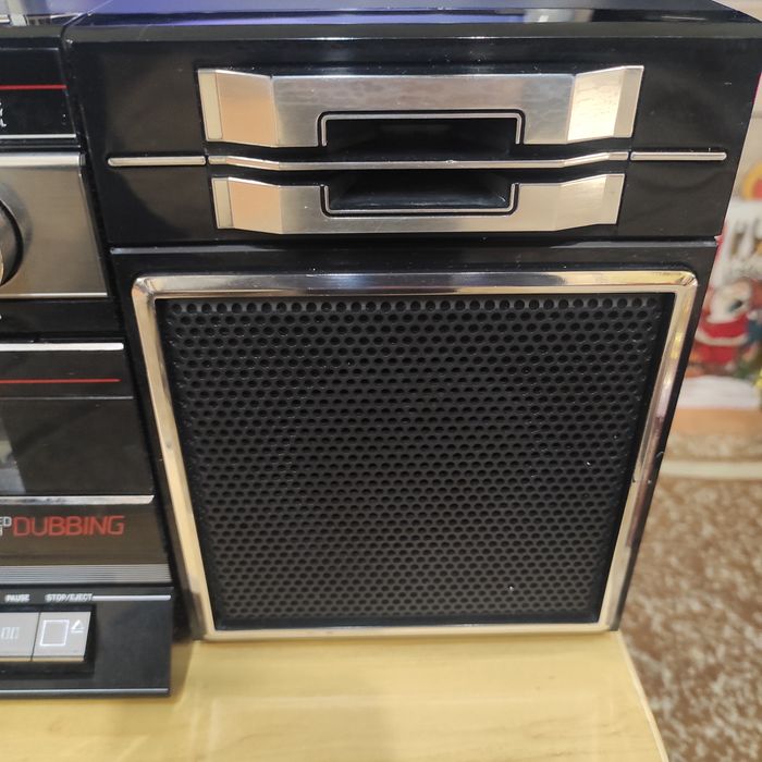 Касетофон SANYO MW211LU