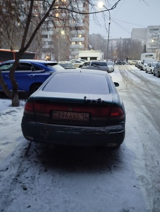 Продам Мазду Кронос