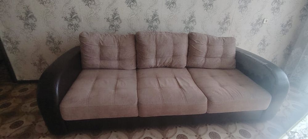 Продам диван в хорошем состоянии
