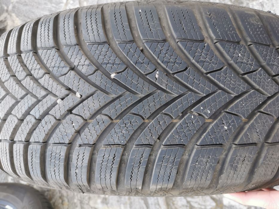 Зимни гуми SEMPERIT 235/60 R18 DOT 3424
