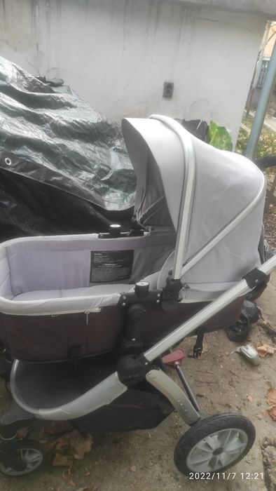 Бебешка количка Hot mum