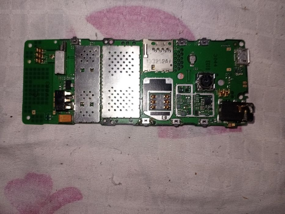 Продам дисплей на телефоны