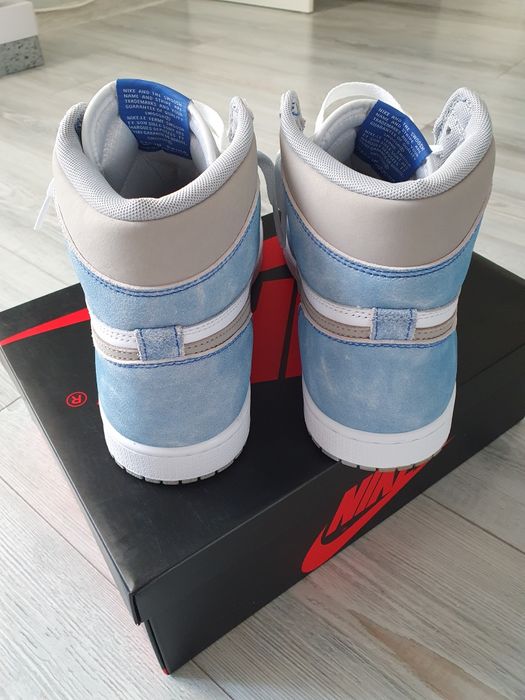 jordan 1 high hyper royal 44.5