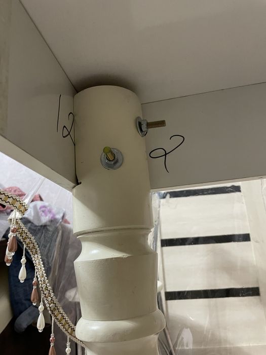 Стол   для  зала