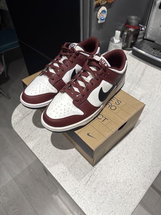 Nike dunk low-тъмночервено и бяло