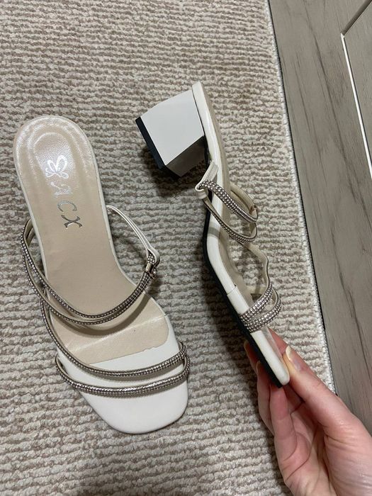 Туфли, босоножки