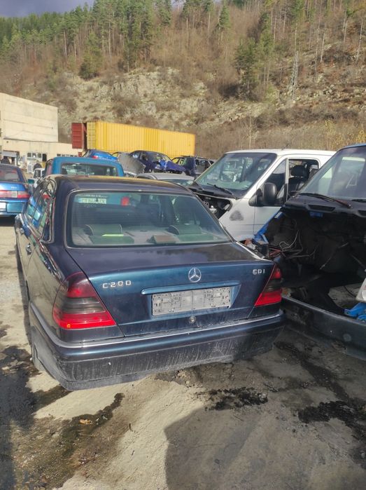 Мерцедес с 200цди mercedes C200cdi на части