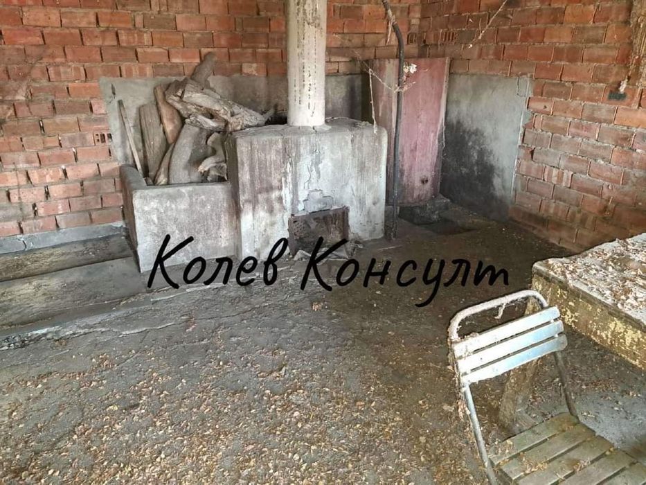 Продава се Промишлена сграда в с. Бодрово, Област Хасково - 75 кв.м за 119 €/кв.м - Снимка #2