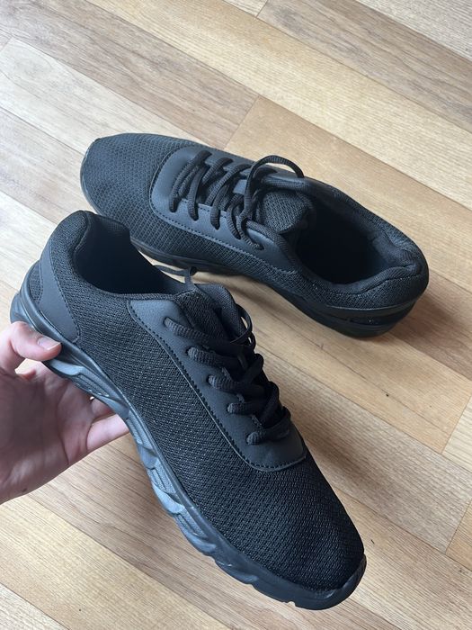 Спортни маратонки