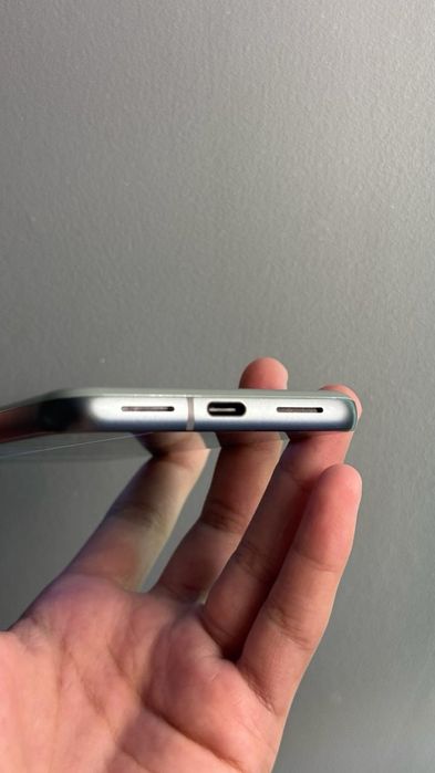 Google Pixel 8 .