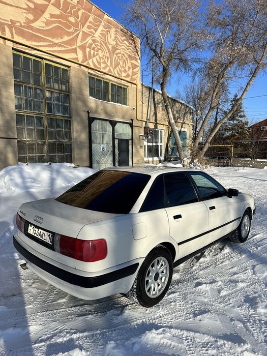 Audi 80 B4 2.0 Моно