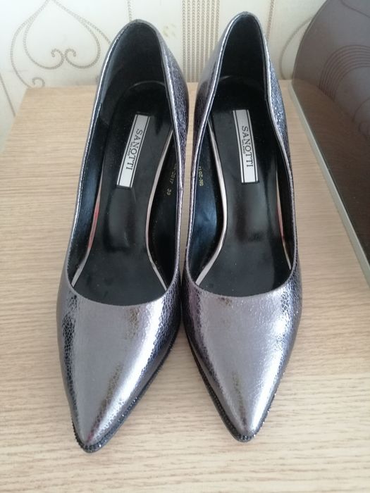 Продам шикарные туфли