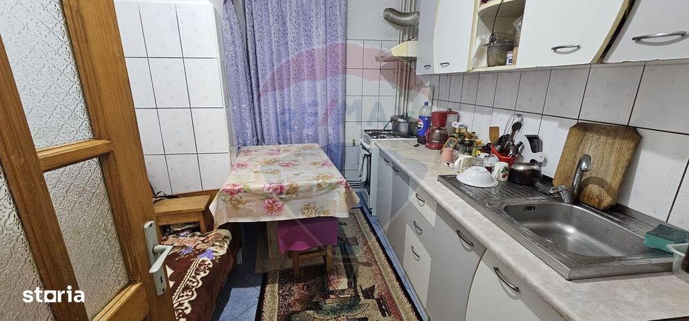 Apartament cu 2 camere etj. 3/4, strada Electricienilor, zona Ura