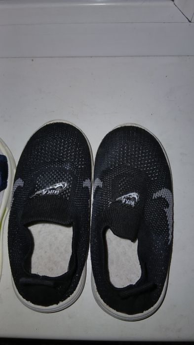 Сандали,макасы .