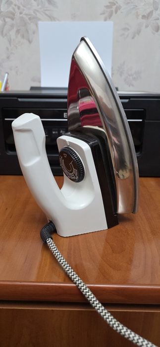 Fier de calcat din comunism - KENTRONIC Made in România
