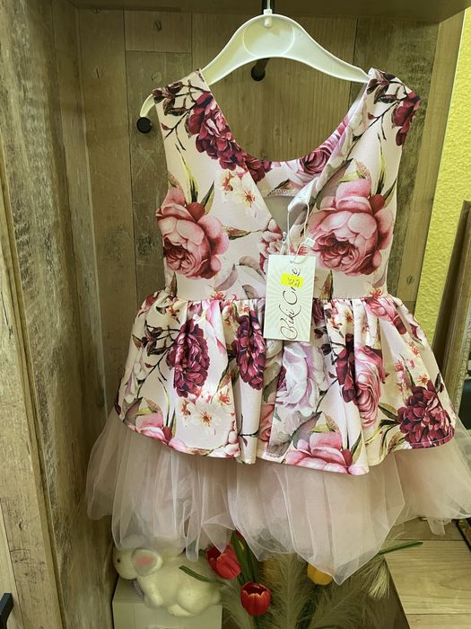 Официална рокля ,размер 104