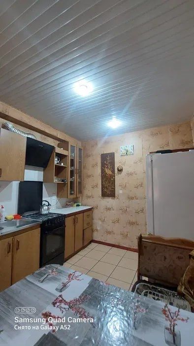 Бобура 2/2/8 Срочно с мебелью 58квм
