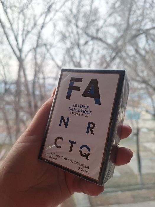 Продам новые духи оригинал.