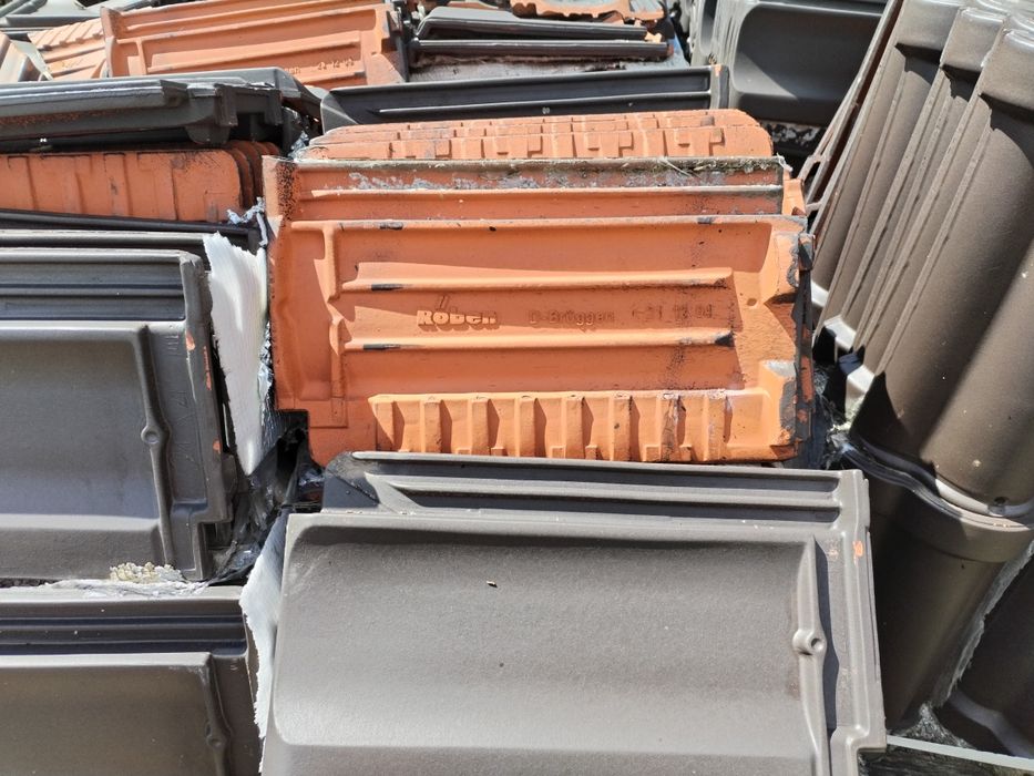 Керамическая черепица roben