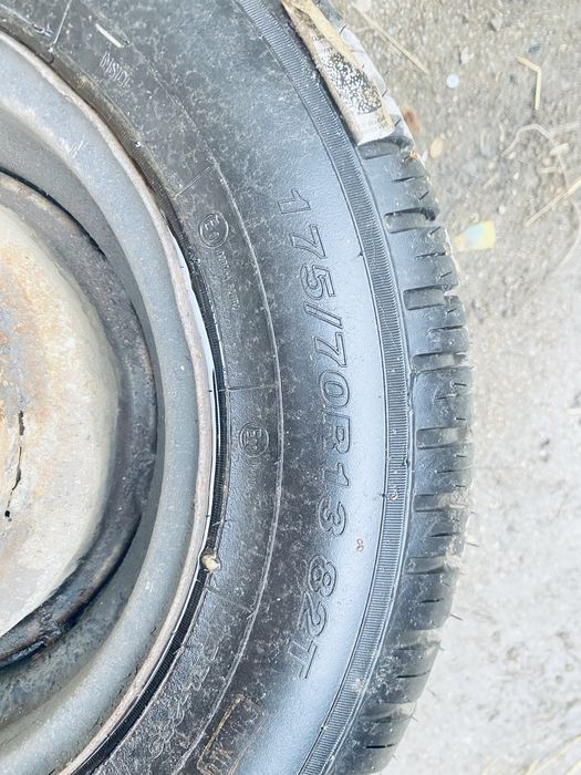 Продам колесо.