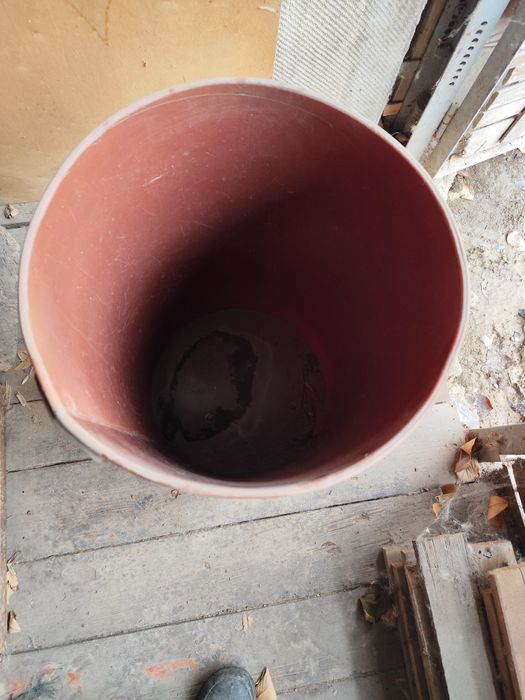 Продам пластиковую бочку