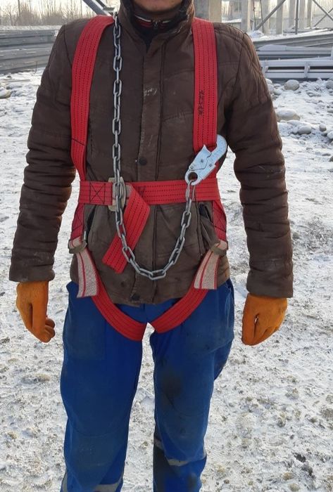 Монтажный пояс . Пояс строительный. Страховочный пояс