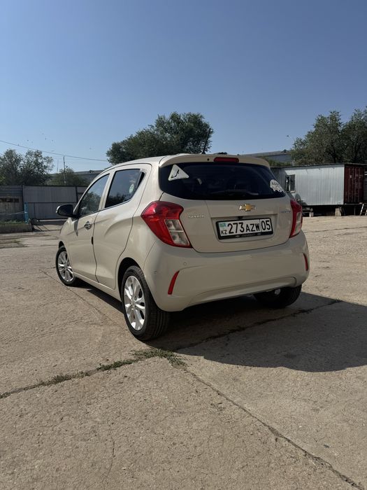 Продам chevrolet spark 2020