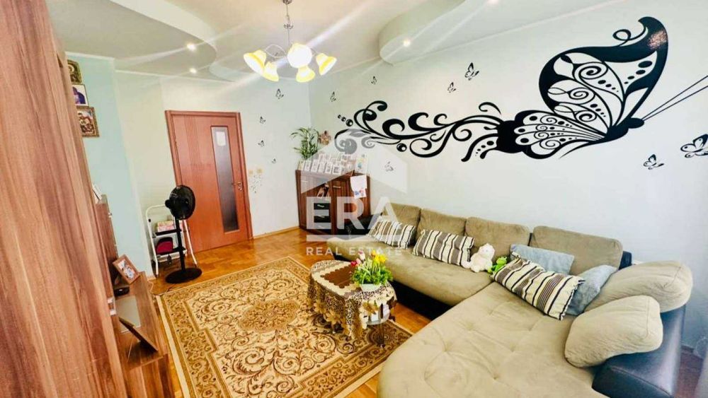 Продава се Четиристаен апартамент в Варна, Автогара - 105 кв.м за 1904 €/кв.м - Снимка #4