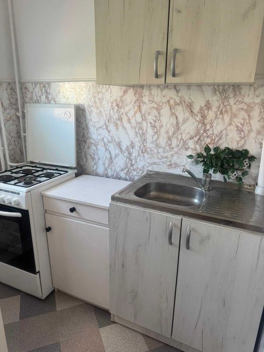 Inchiriez apartament 1 camera Arad