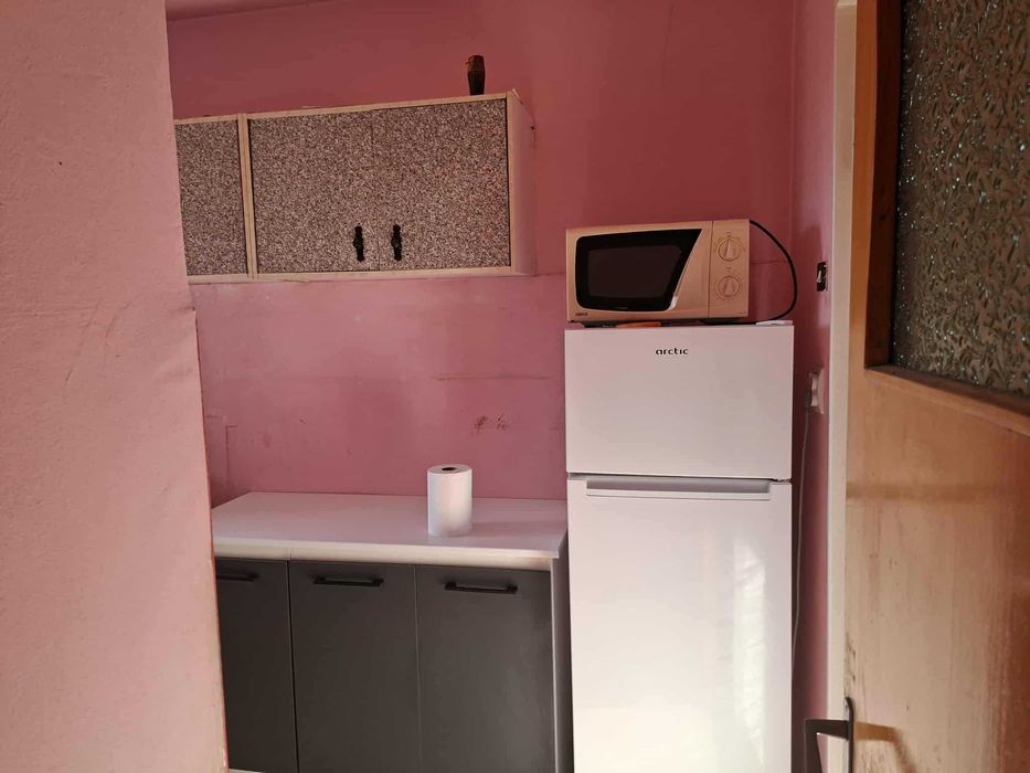 De închiriat apartament 3 camere – strada Sovata