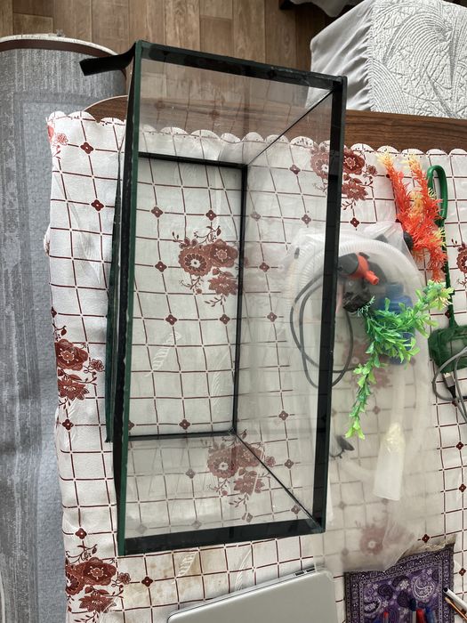 Продам аквариум с оборудованием