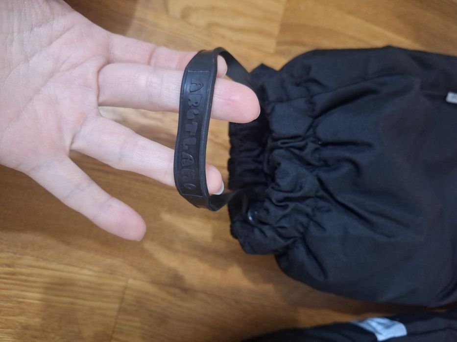 Продам комбенизон на девочку