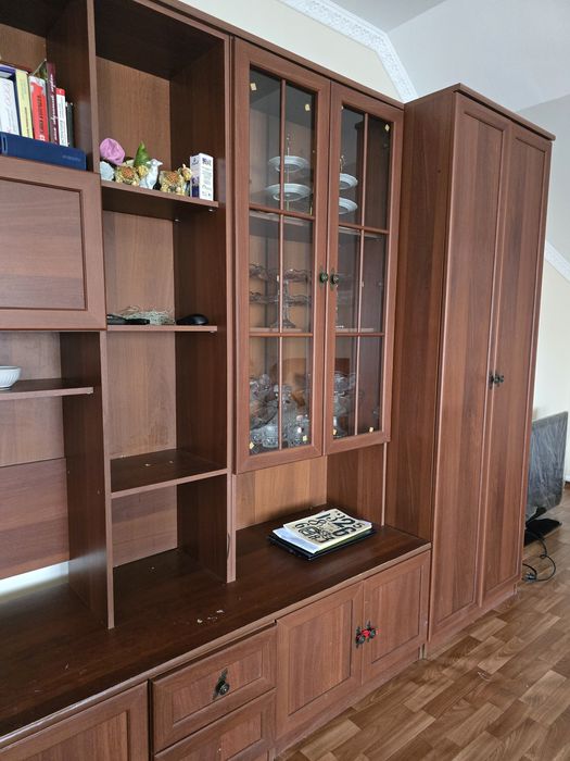 Шкаф б/у в хорошем состоянии