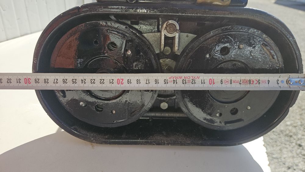 Masina lustruit podele / Frontieră Rzeszow Polonia 1961