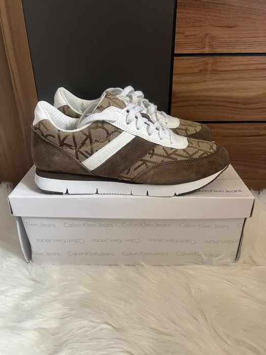 Маратонки calvin klein