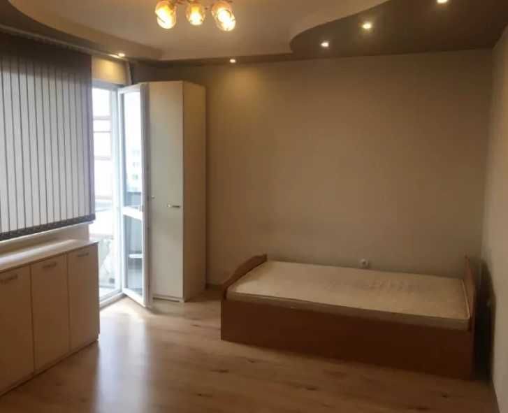 Дава се под наем Едностаен апартамент в Пловдив, Кършияка - 45 кв.м за 173.4 € - Снимка #2