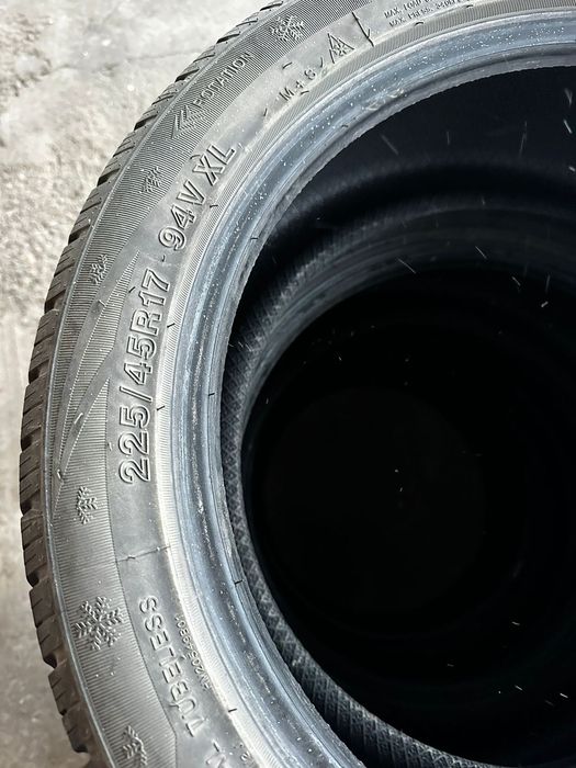 Покрышки зимние 17
