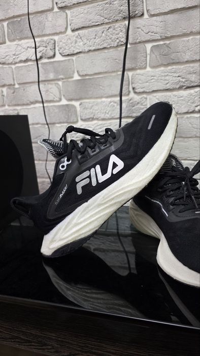Оригинальные кроссы Fila