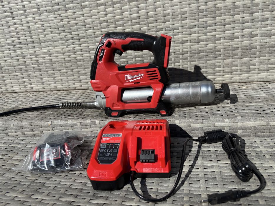 Decalimetru Gresor milwaukee M18 GG