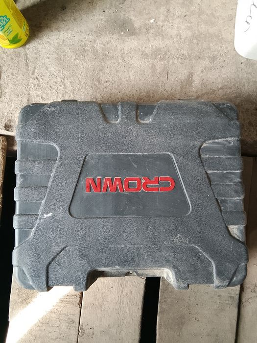 Перфоратор CROWN