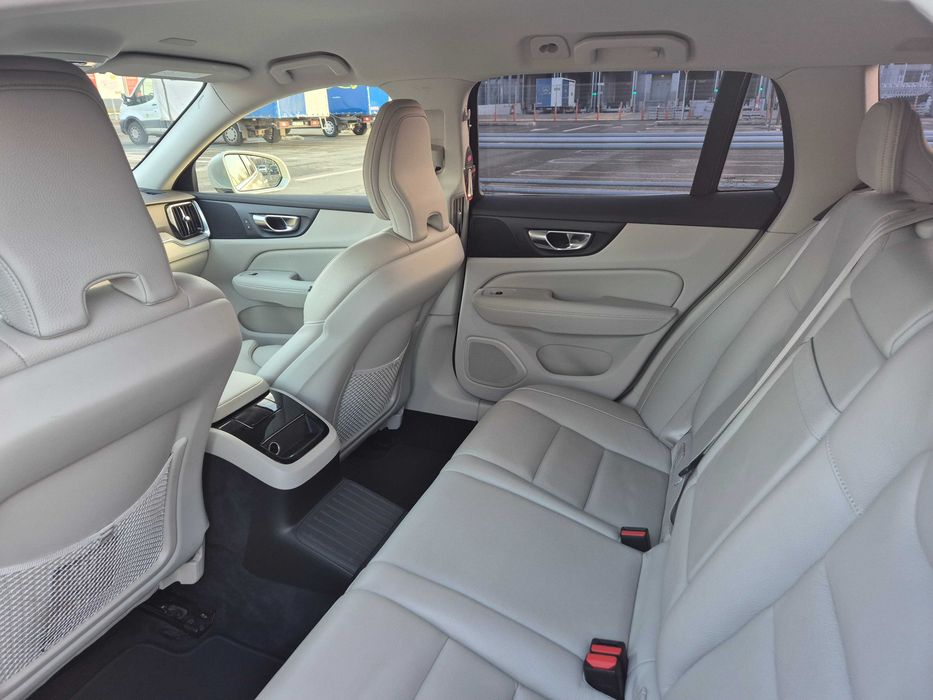 Volvo V60 T8 Inscription - Plug-in Hibrid - 390 Cp - 4x4